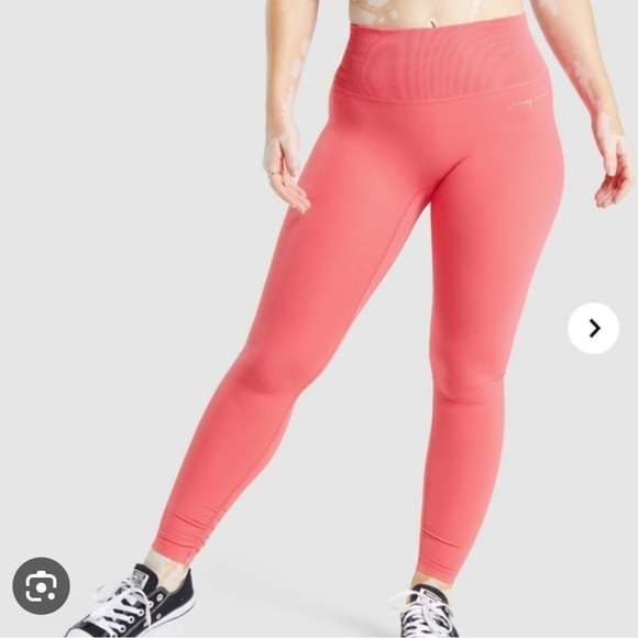 Whitney Simmons GymShark Leggings - Picture 3 of 13